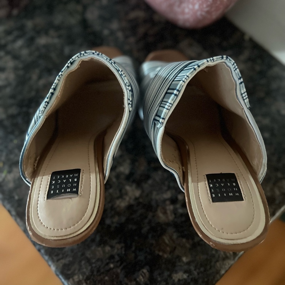White House Black Market Gisele Satin Slip On Mule Size 8 - Picture 8 of 9